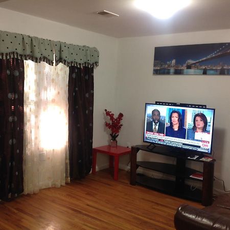 Mojoy Homesuites At Runyon Newark Exterior foto