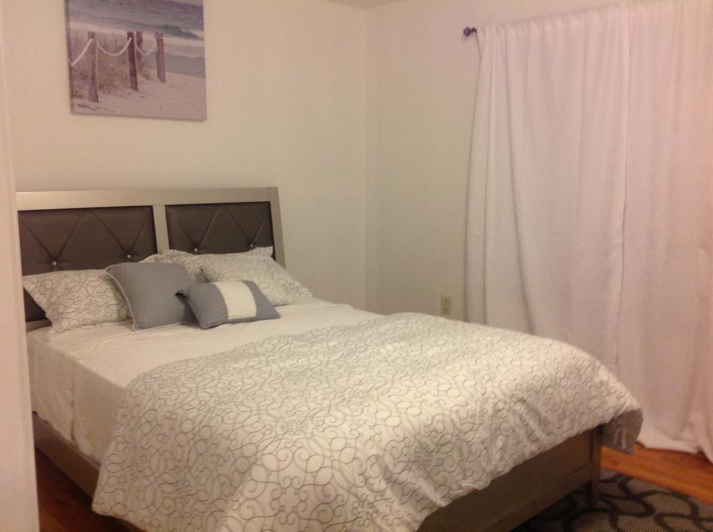 Mojoy Homesuites At Runyon Newark Exterior foto